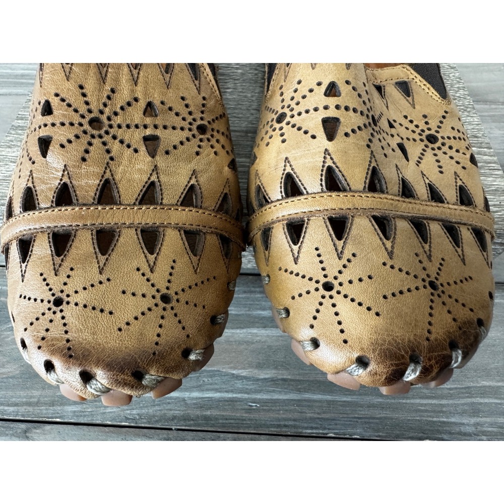 Spring Step Fusaro Tan Leather Laser Cut Perforated Loafer Shoe 7.5 - 8 - Picture 4 of 13